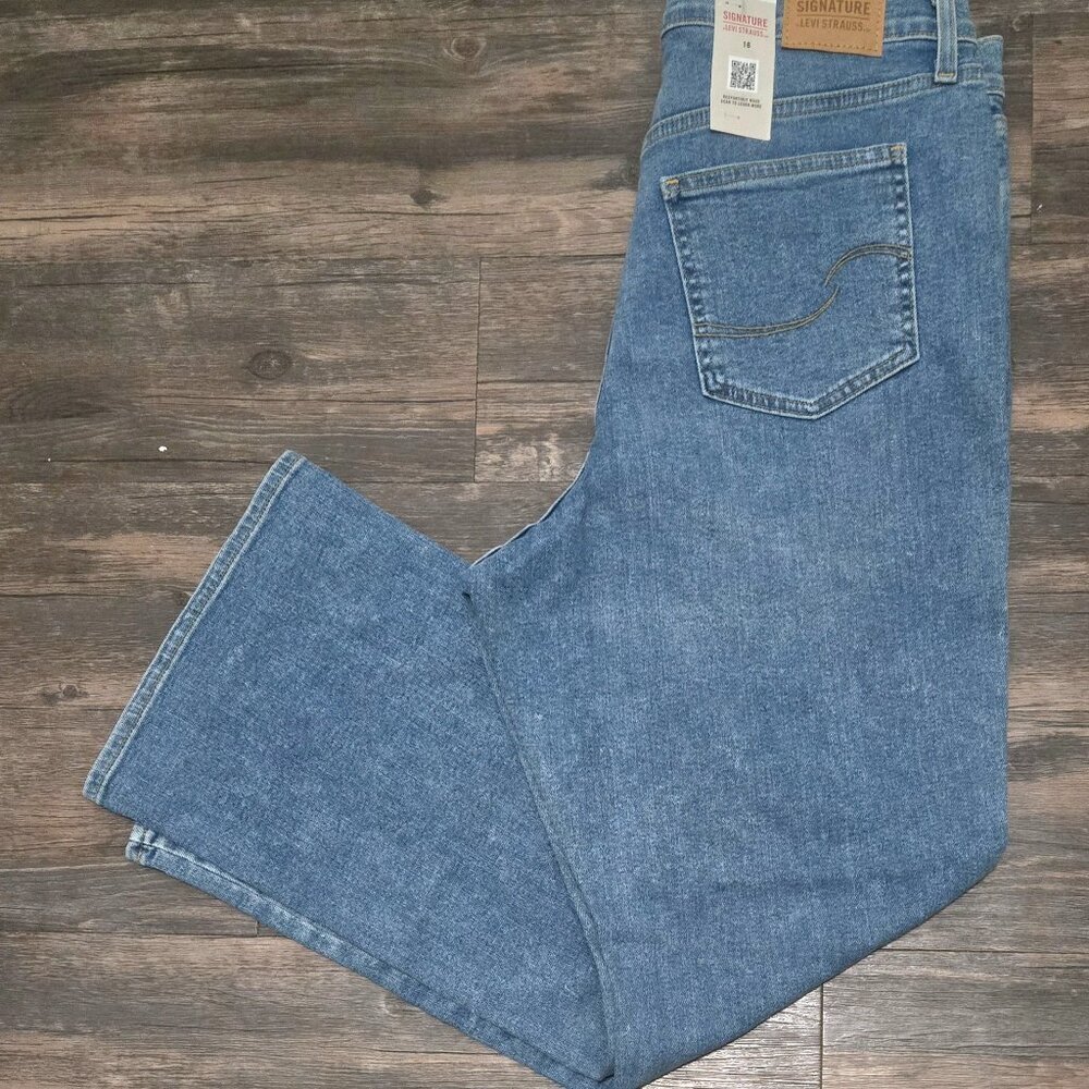 Vintage Inspired Levi Strauss Signature Heritage Boy's Kick Boot Jeans NWT